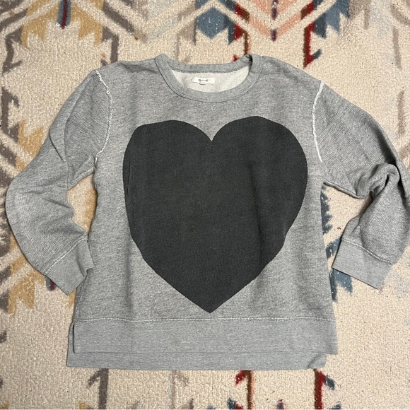 Madewell Tops - Madewell black Heart Gray Crewneck Sweatshirt Size Small SUPER CUTE